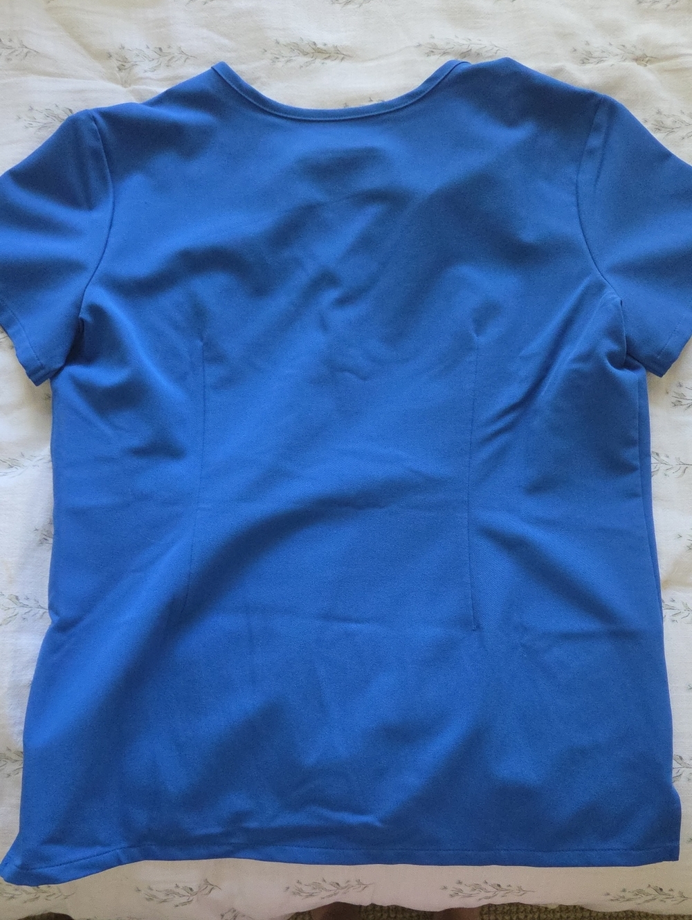 Figs Scrub Top - Picture 3 of 3